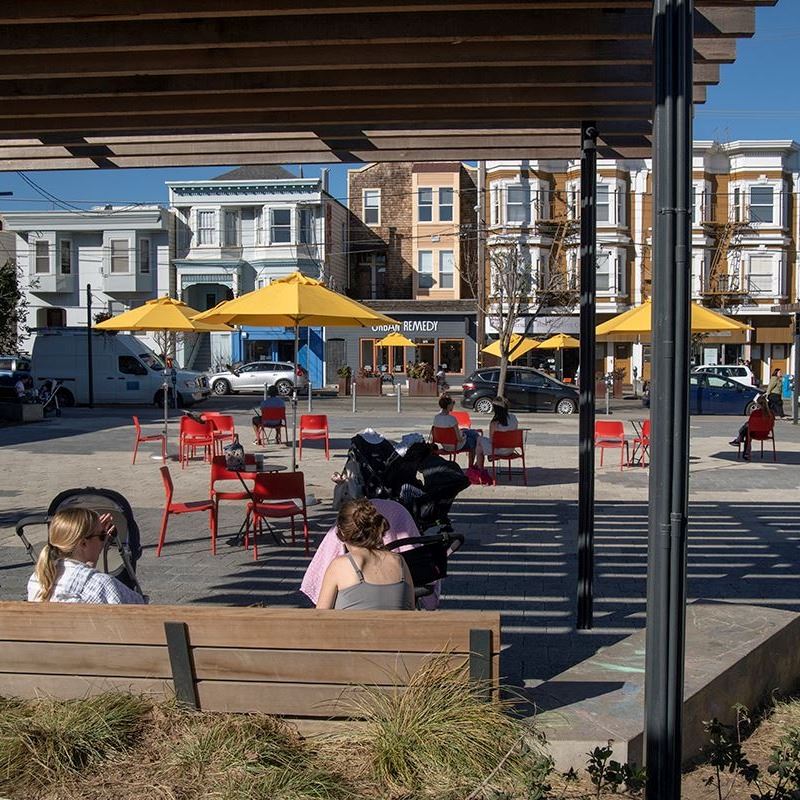 Website Project_Noe Valley Town Sq 7