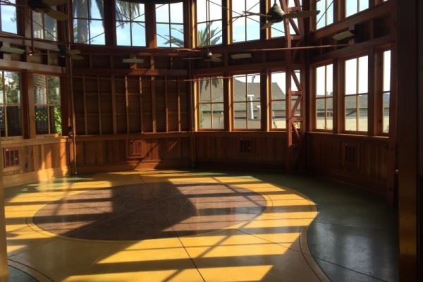 28 Feet Indoor Octagon