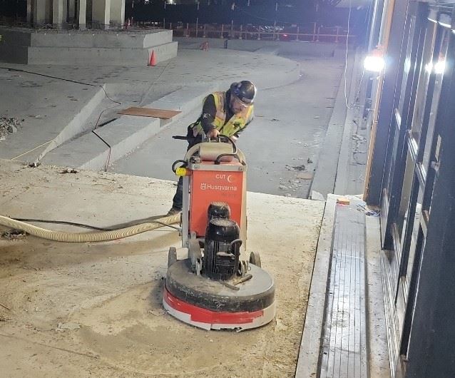 Pagoda West Mall night work